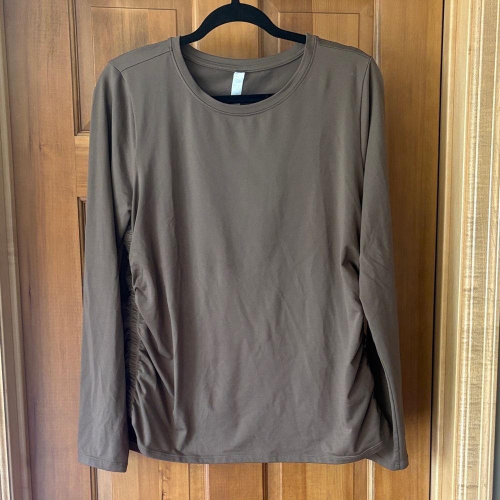 Zella Brown Long Sleeve Top w/ side ruching